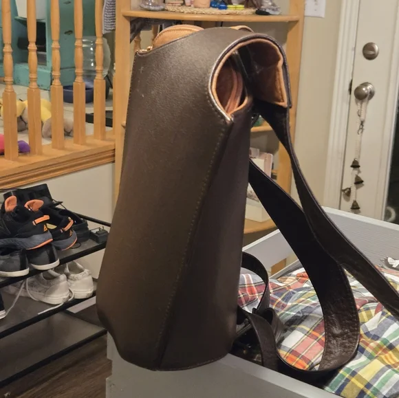 Cover B German Brown Leather Backpack Purse - Picture 8 of 16